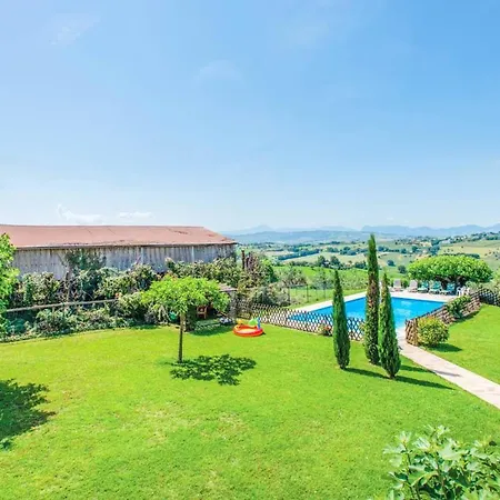 Villa Burello Sleeps 12 Pool Air Con Wifi *