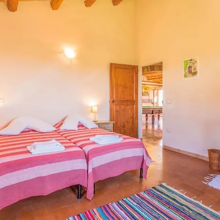 Burello Sleeps 12 Pool Air Con Wifi Villa *