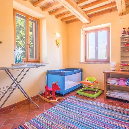 Burello Sleeps 12 Pool Air Con Wifi Villa Ostra Vetere